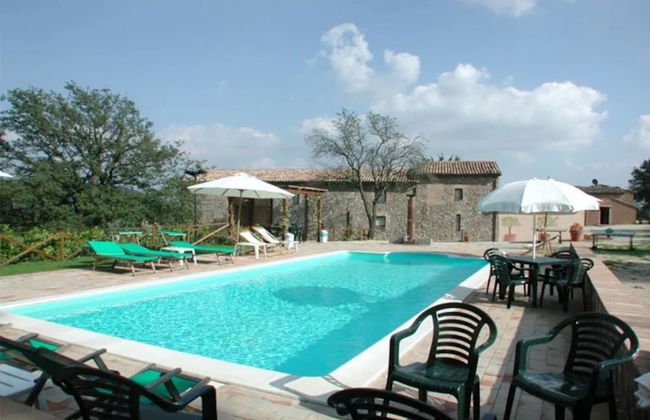 Casale Montemoro With Pool - Photo 1