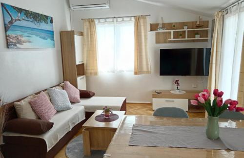 Santa Marina - Foto 1