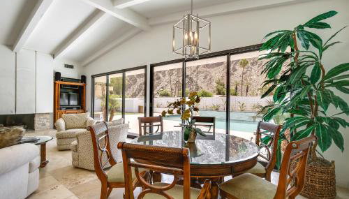 55 and Indian Wells Retreat Private Pool and Spa! - Foto 5