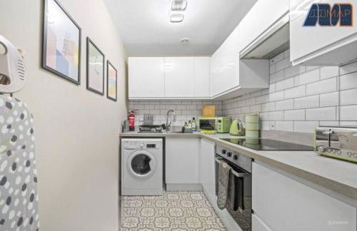 Elegant 2Bed Sleeps 4 With Parking - Foto 18