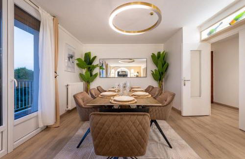 Luxurious 3 Bedrooms Sauna Jacuzzi - Foto 2