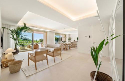 Benalus 4-Bedroom Duplex in Golden Mile - Foto 25