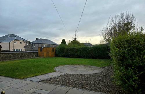Stirling Edwardian House - Fireplace,Garden,Parking - Foto 79