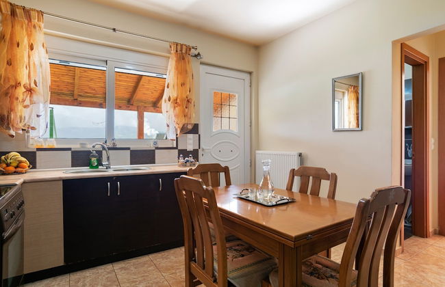 Welcoming Apartment in Venerato With Garden - Photo 10