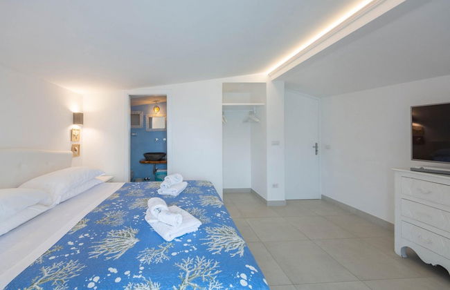 Luxury Villa Vittoria- Villa With Garden Swimming Pool and Jacuzzi Overlooking the sea - Foto 37