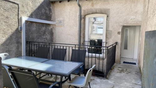 Maison de ville des Bernardines - Orgelet - Foto 3