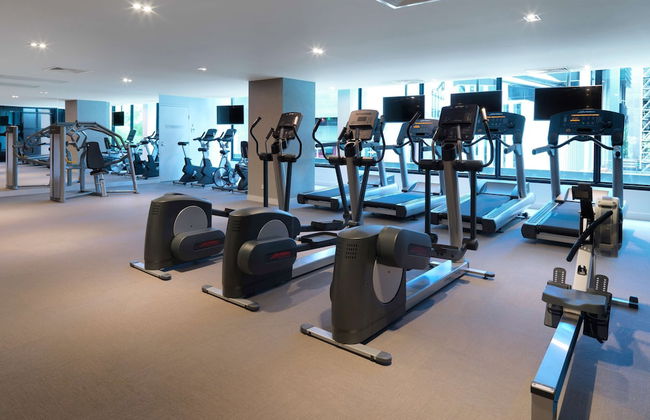 Wyndham Hotel Melbourne - Photo 37