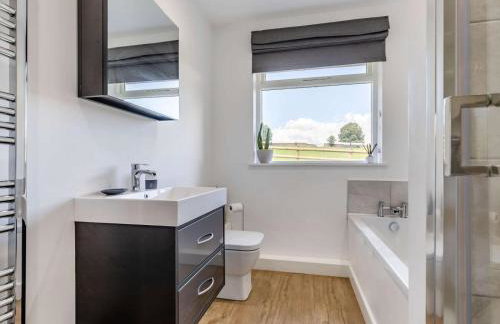 3 Bed in Bakewell oc-88675 - Photo 9