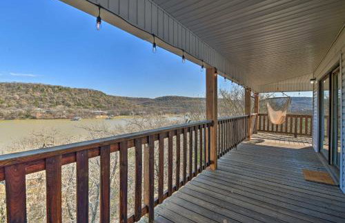 Spacious Family Home on the Water and Boat Dock - Foto 26