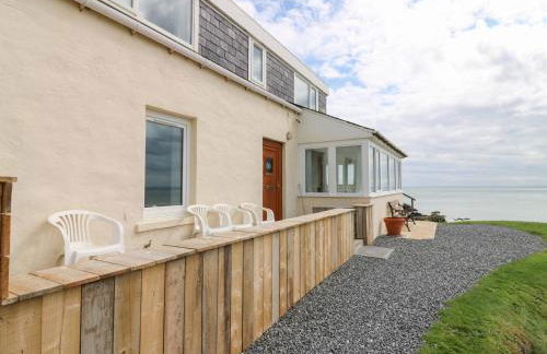 The Breakers - Photo 1