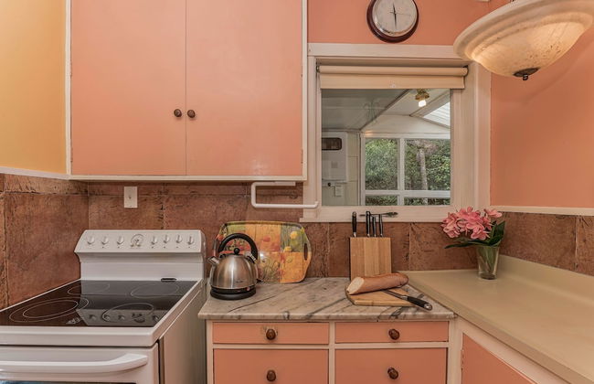 Sunset Capital Of The World - Photo 4