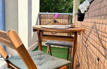 Le petit midi - Parking - Métro - Fibre - Canal - Foto 2