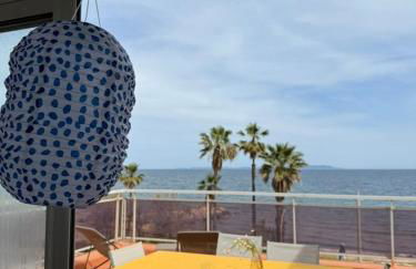 Chez Jo Duplex Terrasse vue mer Hyères - Foto 2