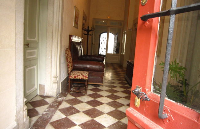 Charming Castle in Serrieres-en-chautagn With Pool - Photo 3