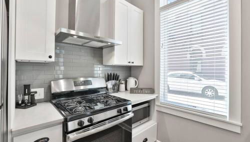 **NEW mOdernLUX best OTR condo *Park ONsite** - Foto 5