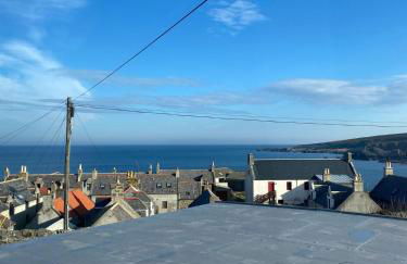 Number Forty Two, Portsoy - A 3 bedroom cottage with sea views - Foto 21