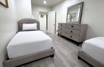 Modern 2BR Guest Suite w En-Suite Bathrooms 10 min to Rodeo Drive Near Kaiser and Cedars hospitals - Foto 8