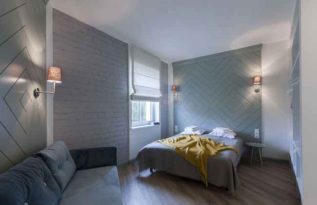 9010 Apartments - Photo 4