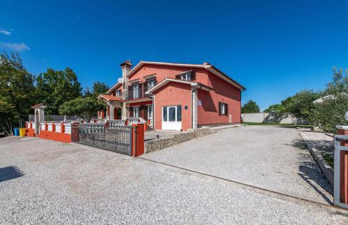 Villa Marić, a charming villa with a beautiful poolside - Foto 34