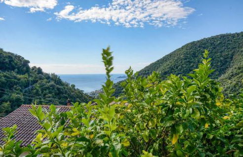 2 Bedroom Amazing Apartment In Semorile - Foto 13