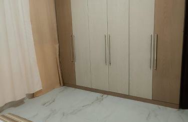 Barra - Frente Shop Barra - 95 m2, 2 quartos, 4 camas, sala, toalete, cozinha e varanda - Foto 24