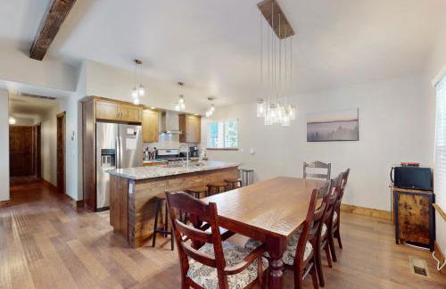 Homewood Cabin Among the Pines - Foto 8