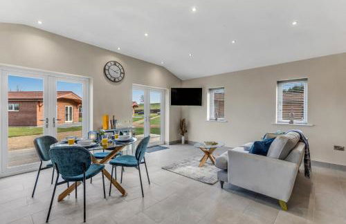 Cozy Luxury Cabin Retreat with Superking Bed - Foto 2