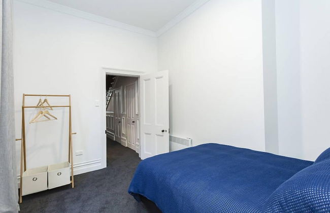 The Stuart St Terraced House - Photo 10