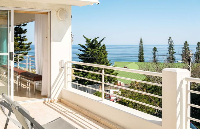 Camps Bay 4BR w Pool and Sea Views Atlantic Gem - Photo 7