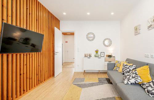 Two bedroom apartment close to train station by Lisbon with Sintra - Foto 17