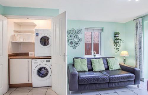 4Bed 3 Bath Home I Sleeps 7-9 I Family & Contractors I Parking - Foto 2