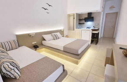 Edelweiss Rent Rooms-Rent a Car - Foto 3