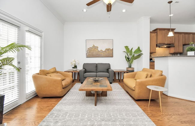 Lux Galleria Home-5BR Roof Deck - Foto 33