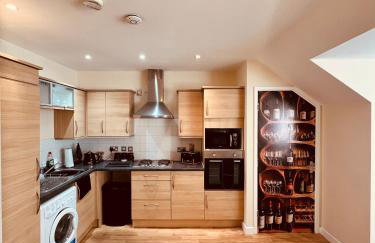 Middlesbrough Spacious Flat 2 bedrooms & 2 bathrooms & Free Private Parking & Wifi - Foto 4