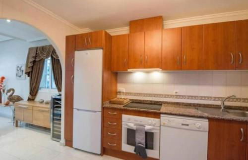 Ciudad Quesada Stunning Heated Pool Private Luxury Villa with Spa Sleeps 14 - Foto 7