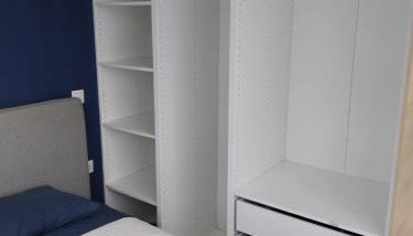 Tiny House Base Camp Granada Camping - Foto 4, wardrobe