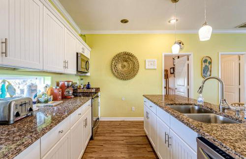 Escape Steps to Beach Large Deck Group Ready - Foto 10