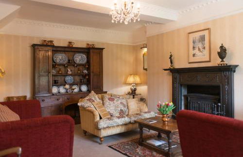 Bettws Hall Accommodation - Photo 21