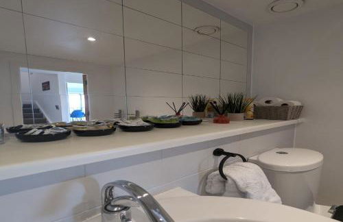 City Centre Penthouse on Concert Square with City Views - Foto 31