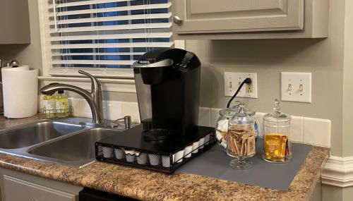 ZenCaza: The Ultimate Family & Group Staycation! - Photo 2