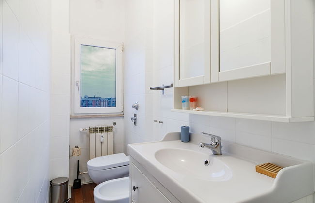 JOIVY Sleek Flat W/Balcony - Foto 15