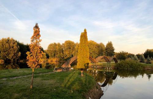 Domek nad stawem - Foto 12