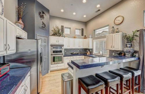 Marina Escape-Lake-Family-Fishing-Casino - Photo 23