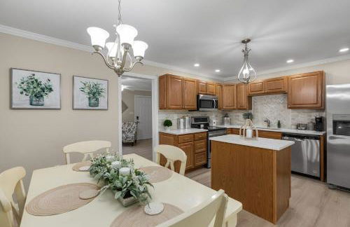 Coastal Home with Inground Pool - Foto 4