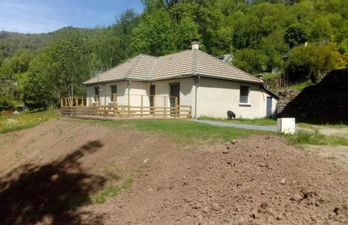 maison 10 pers, proche Lioran, rando, velo, visite, Moderne, Clim & Wifi - Foto 1