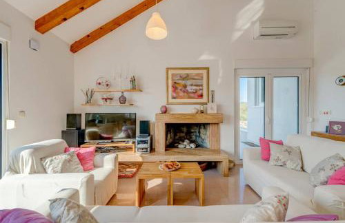 Rustic Villa Florice with a pool - Photo 21