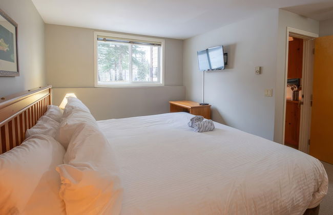 Timberline Lodges by Fernie Lodging Co - Photo 34