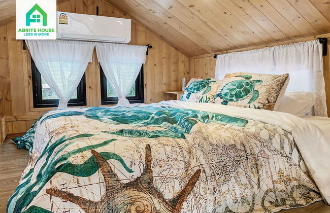 Tiny House on Koh Lanta Only 2 Minutes Walk to the Beach - Photo 5