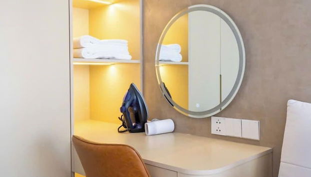 CARDINAL COURT - Foto 3, Habitación