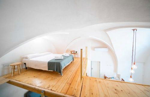 Historic Town Center, Parking Nearby - Foto 25